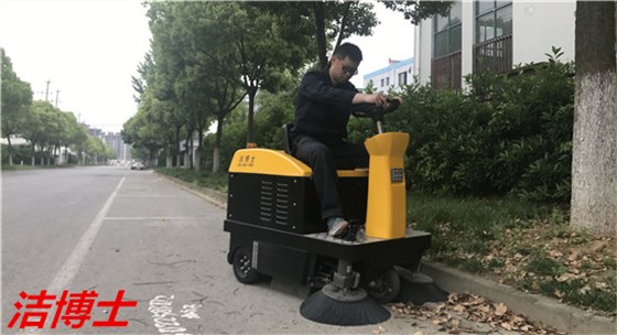 潔博士掃地車(chē)