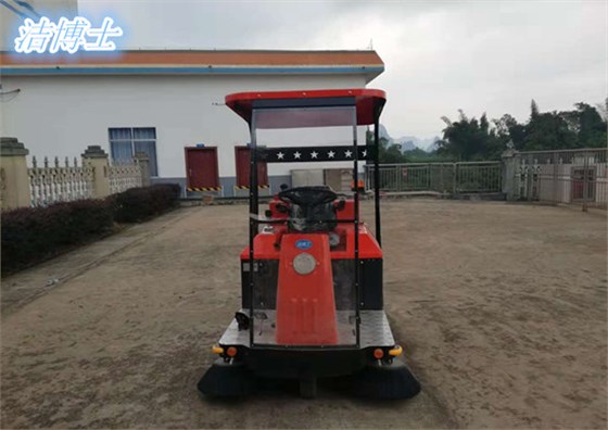 潔博士電動(dòng)掃地機1500型號