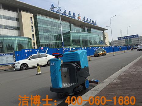 全自動(dòng)洗地機案例-晉城大醫院