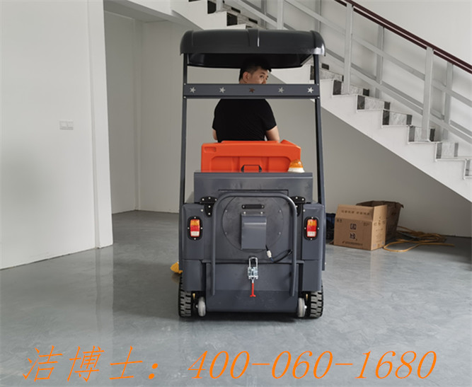 潔博士駕駛掃地機客戶(hù)案例—曲沃縣福生源物業(yè)服務(wù)有限公司 潔博士駕駛掃地機客戶(hù)案例—曲沃縣福生源物業(yè)服務(wù)有限公司