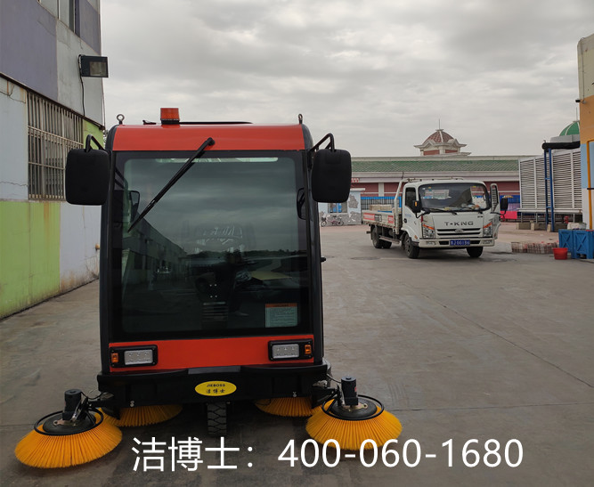 潔博士電動(dòng)掃地機用戶(hù)案例——常州良常物流有限公司