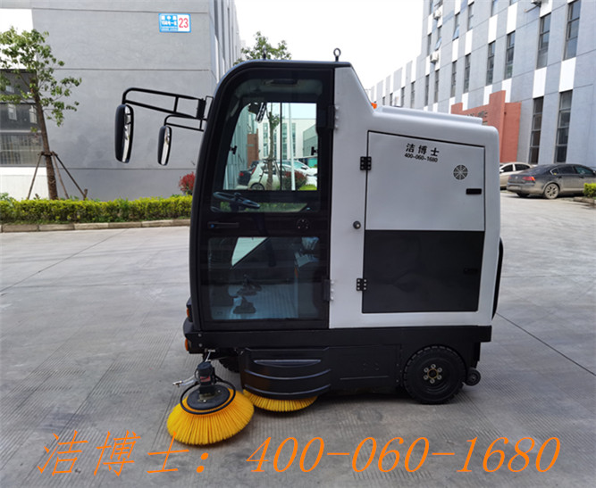 潔博士駕駛掃地機用戶(hù)案例——群創(chuàng  )光電股份有限公司